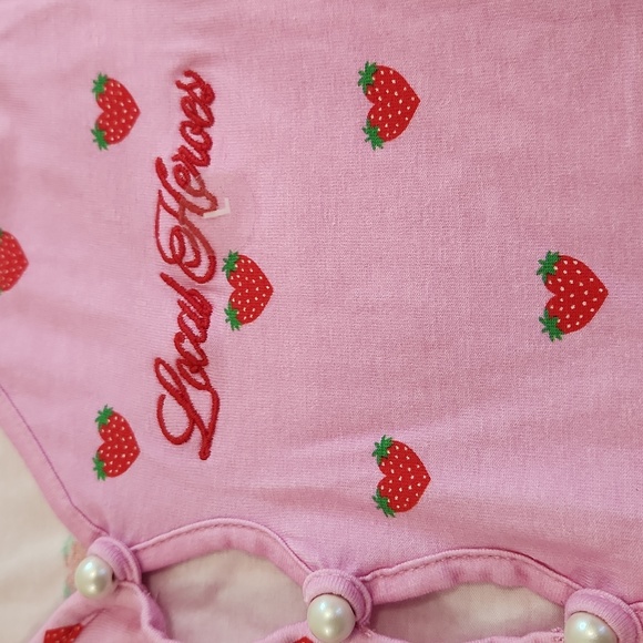 Local Heroes Strawberry Heart Pink Crop Top. Size L - Picture 7 of 10